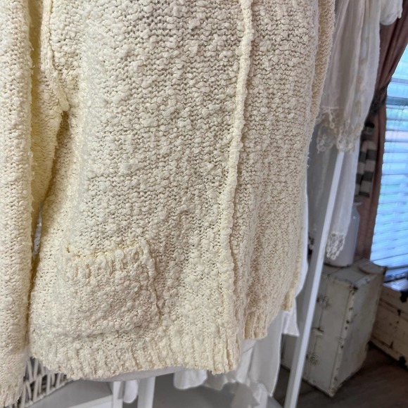 CHAUS women’s cream, popcorn, knit, sweater, size small, soft, feminine #1483 - Picture 7 of 8